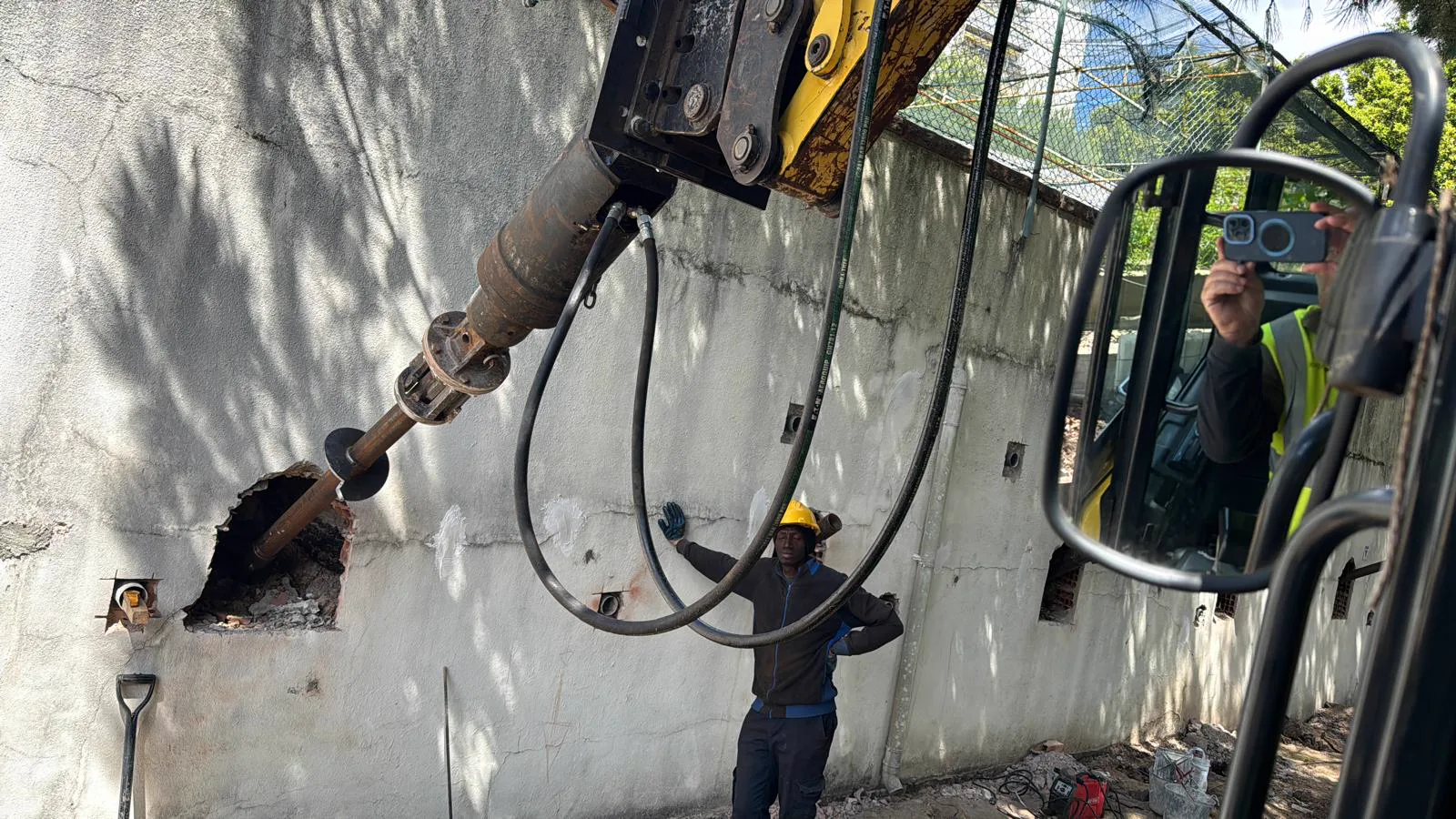 Reforço de uma estrutura existente com estacas no Infantário 1 de Maio